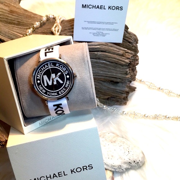 🖤🤍🖤MICHAEL KORS® UNISEX MK Logo Watch🖤🤍🖤 - Picture 7 of 12